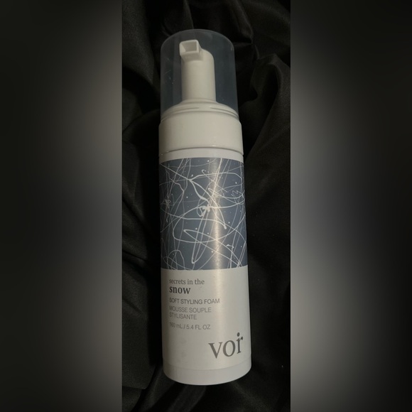 2/$35 VOIR SECRETS IN THE SNOW SOFT STYLING FOAM - BRAND NEW! - Picture 2 of 11